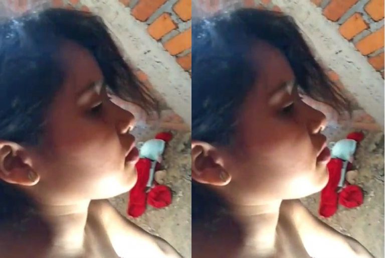 Cute Girl Fucked IN Doggy Style