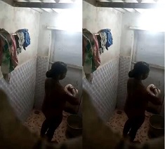Bhabhi Bathing Capture By Hidden Cam