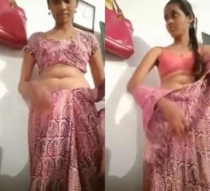 Desi Cute Girl Changing On Video Call