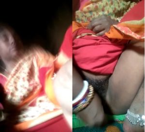 Village Bhabhi Masturbating With Muli