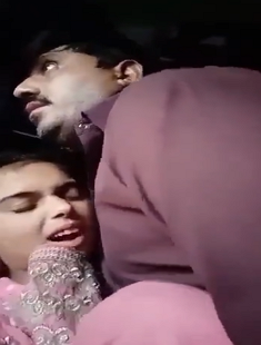 Jijaji Fucking Young Saali Hardly