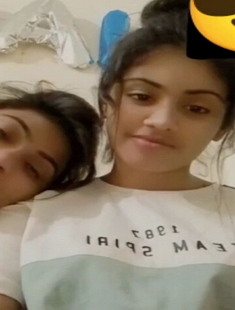 Beautiful Sexy Mal Showing Her Tight Boobs