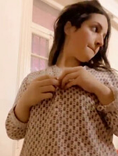 Pakistani GF Showing Boobs On Camera