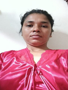 Horny Married Bhabhi Masturbating With Carrot