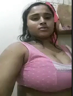Desi Bhabhi Tight Boobs Showing And Pressing