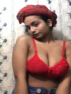 Beautiful Sexy Bengali Horny Gf Bathing Fingering Part 2