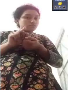 Village Big Boobs Girl Showing Bf On Camera Nude Show