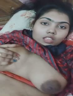 Horny Bhabhi Pressing Her Boobs