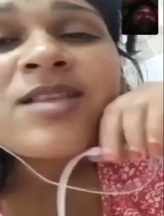 Desi Bhabhi Showing To Lover On Video Call