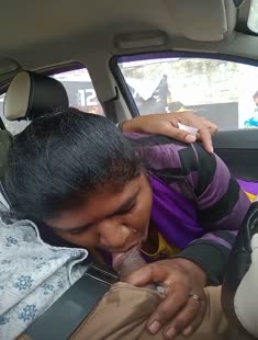 Mature Bhabhi Giving Blowjob In Car