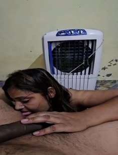 Mature Bhabhi Giving Blowjob With Condom