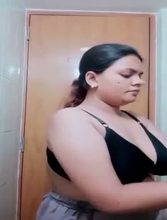 Bengali Tiktoker Showing Nude On Camera